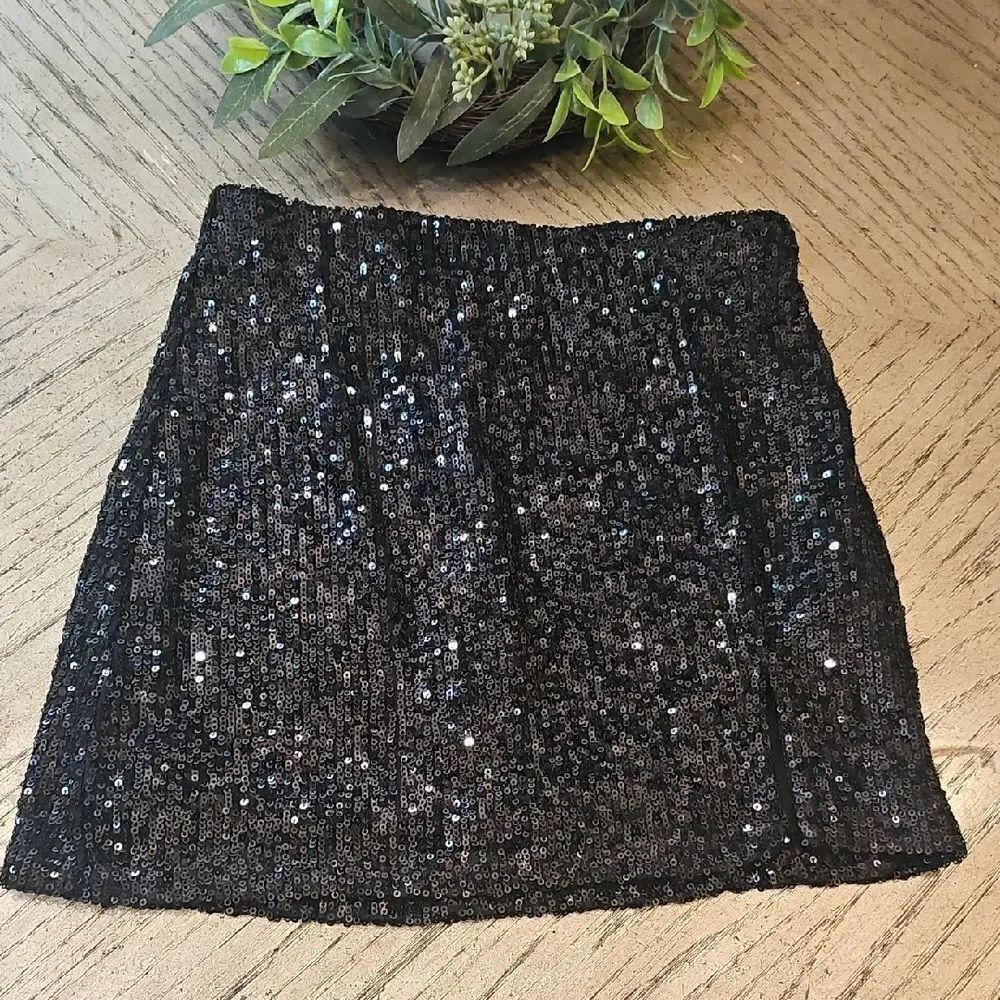 Art Class Black Sequin Mini Skirt Sizr 7/8